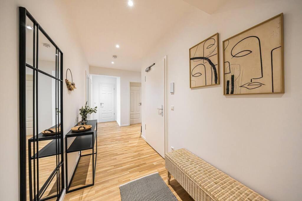 Stylisches Zentrales City-Apartment Mit 2 Balkonen Leipzig Bagian luar foto