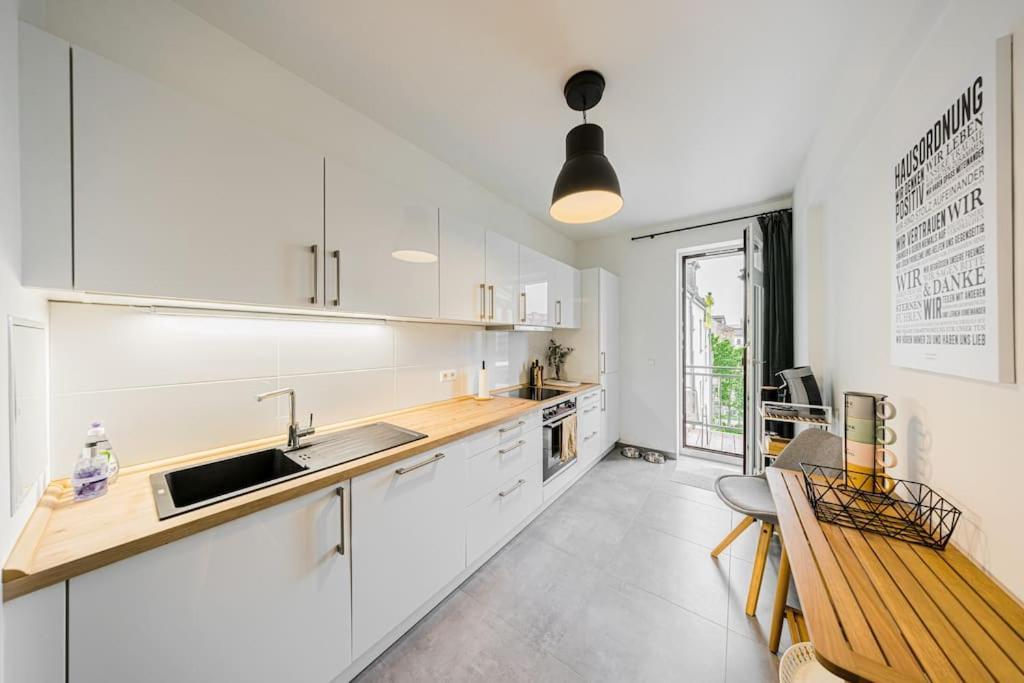 Stylisches Zentrales City-Apartment Mit 2 Balkonen Leipzig Bagian luar foto