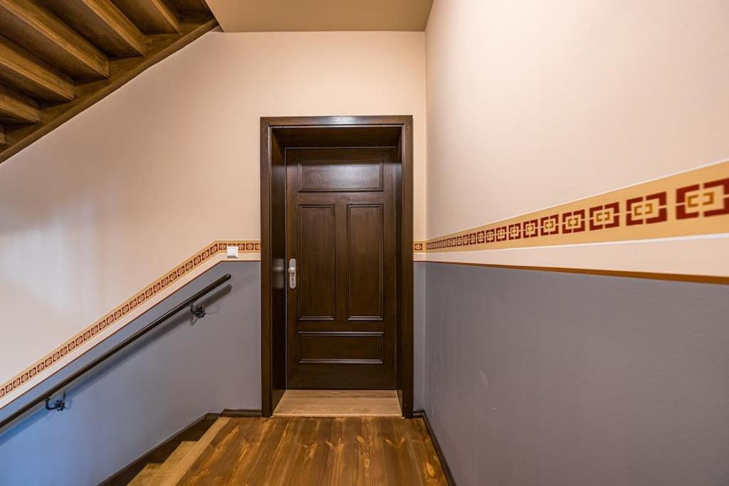 Stylisches Zentrales City-Apartment Mit 2 Balkonen Leipzig Bagian luar foto