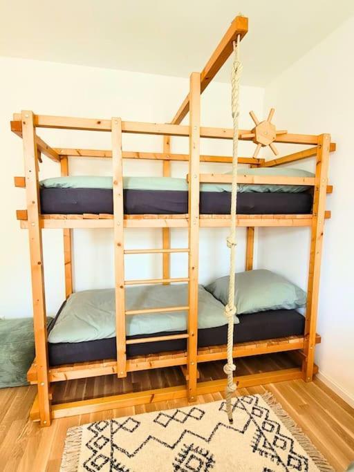 Stylisches Zentrales City-Apartment Mit 2 Balkonen Leipzig Bagian luar foto